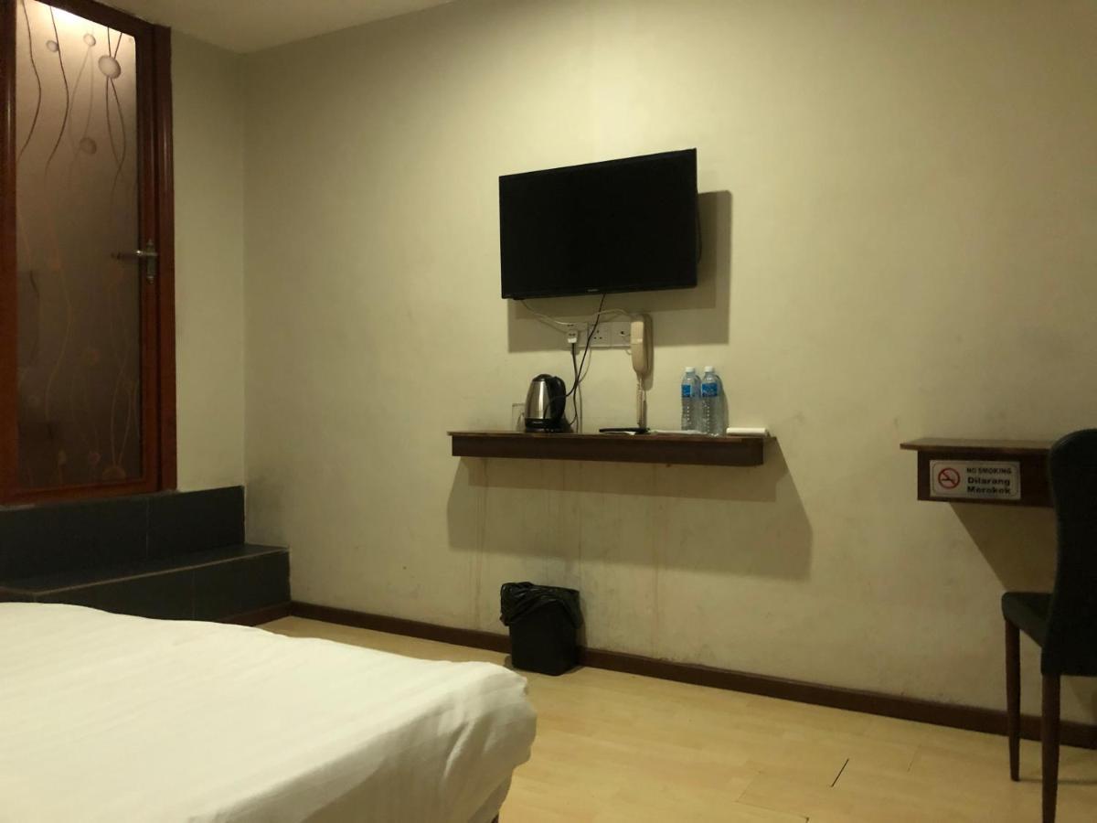 Super Oyo 90668 Joy Inn Miri Zewnętrze zdjęcie