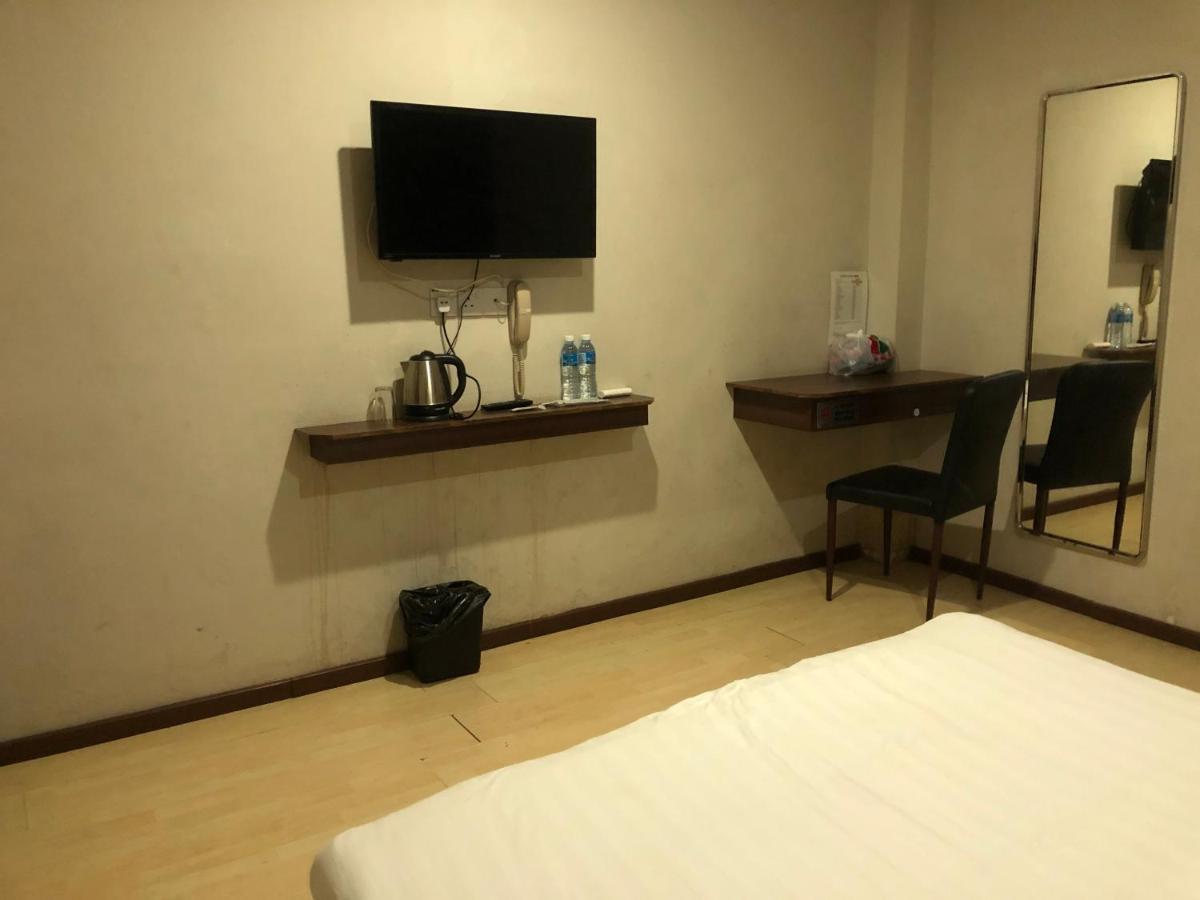Super Oyo 90668 Joy Inn Miri Zewnętrze zdjęcie