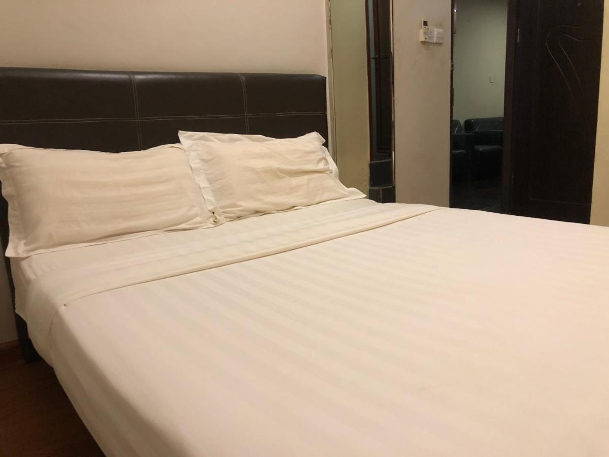 Super Oyo 90668 Joy Inn Miri Zewnętrze zdjęcie